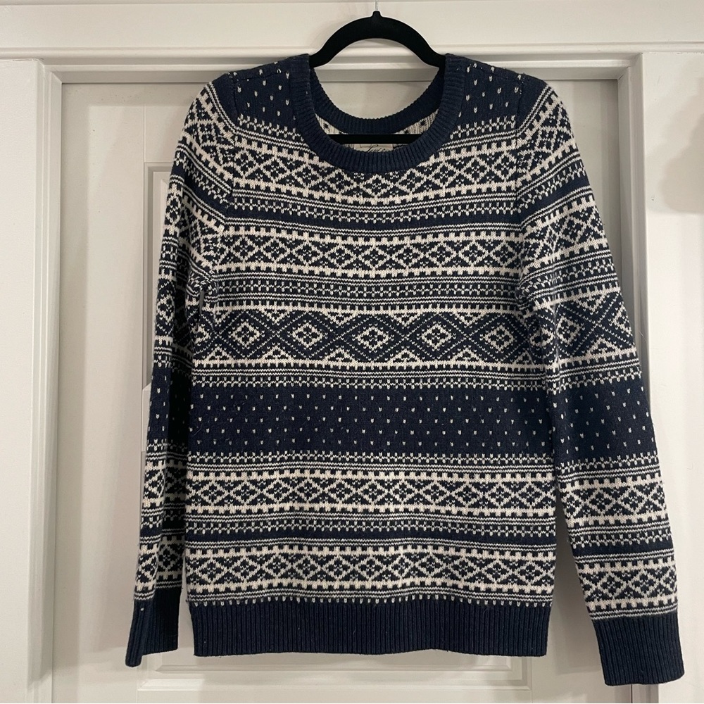 Navy & Cream, Levi’s, Vintage inspired sweater.